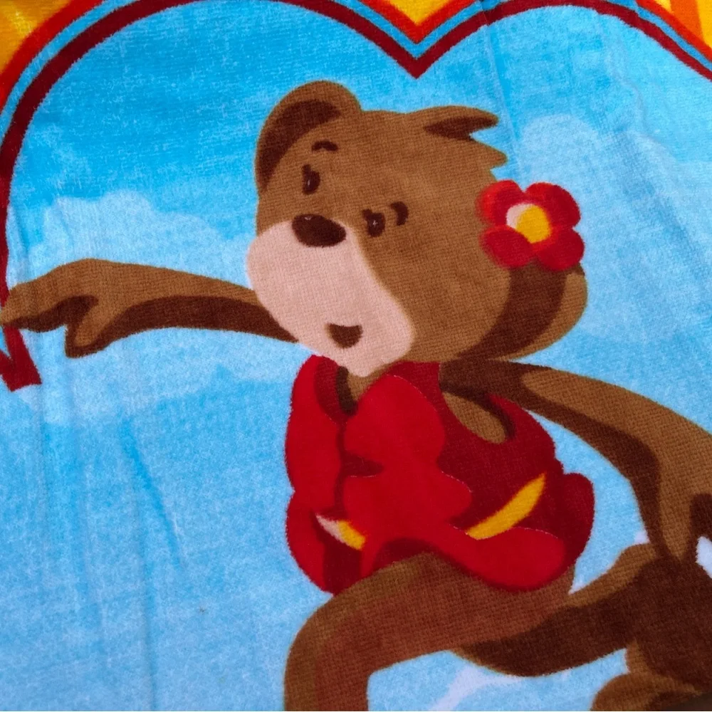Vintage Build-A-Bear Workshop Beach Towel Endless Summer Hugs NWT